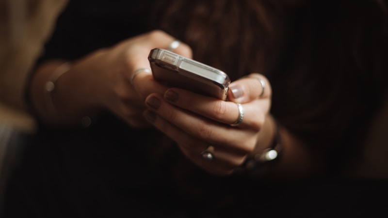 LINEギフトを受け取らないとどうなる?期限切れ・返金・相手への表示までやさしく解説